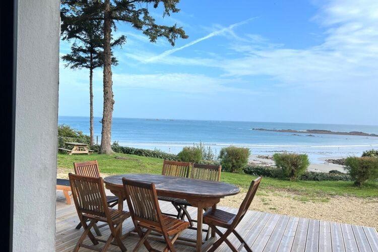 Breton Holiday Home With Sea View, ปลูกาส์นู ภายนอก รูปภาพ